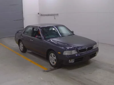 Nissan LAUREL
