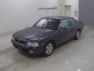 Nissan LAUREL