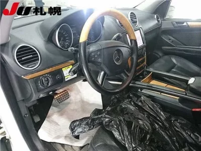 Mercedes-Benz GL CLASS