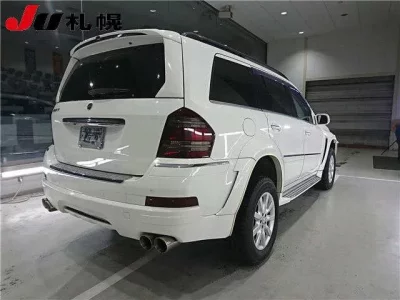 Mercedes-Benz GL CLASS