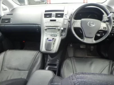 Lexus HS