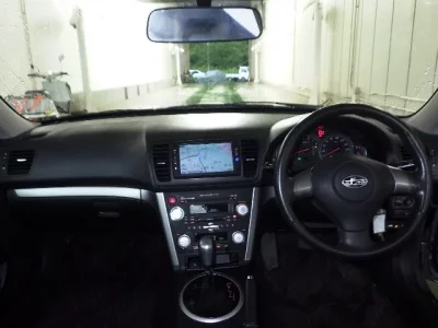 Subaru LEGACY B4
