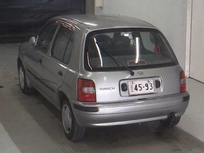 Nissan MARCH