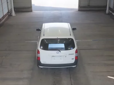 Toyota SUCCEED