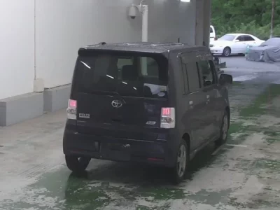 Toyota PIXIS SPACE