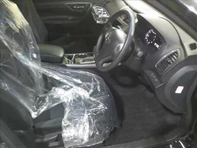 Nissan TEANA