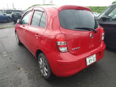 Nissan MARCH