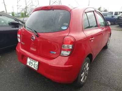 Nissan MARCH