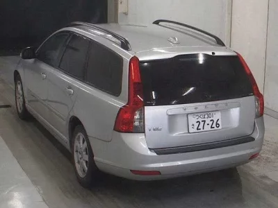 Volvo V50