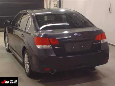 Subaru LEGACY B4