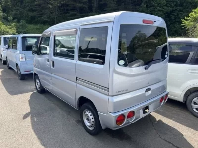 Mitsubishi MINICAB VAN
