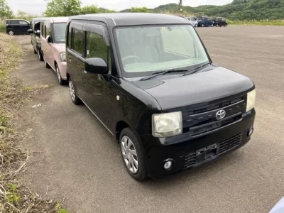 Toyota PIXIS SPACE