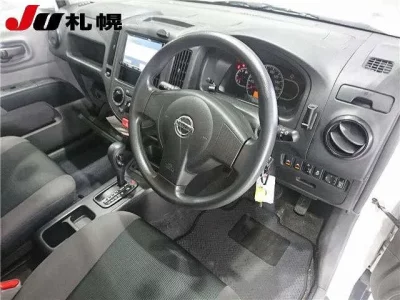 Nissan AD