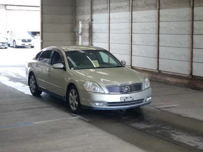 Nissan TEANA