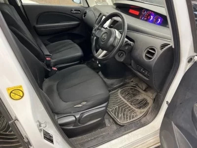 Mazda BIANTE