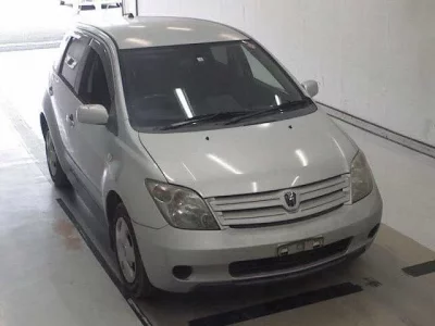 Toyota IST