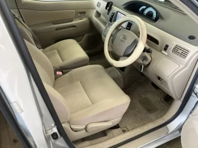 Toyota RAUM