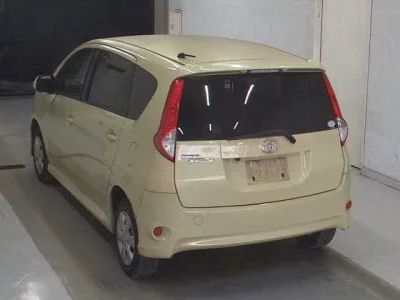 Toyota PASSO SETTE