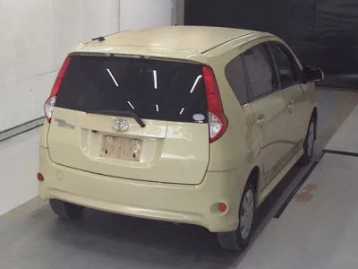 Toyota PASSO SETTE