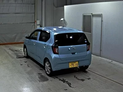 Daihatsu MIRA E S