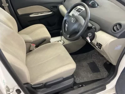 Toyota BELTA