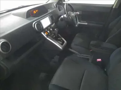 Toyota COROLLA RUMION