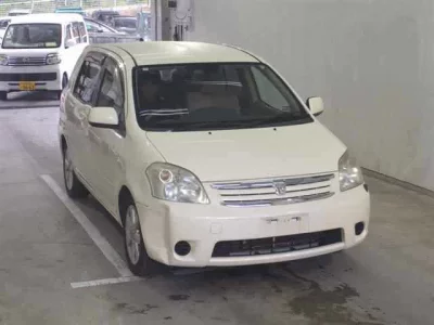 Toyota RAUM