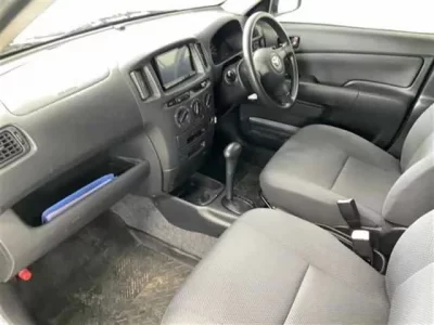 Toyota SUCCEED