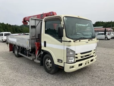 Isuzu ELF