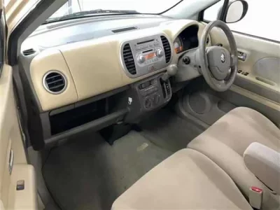Suzuki MRWAGON