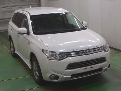 Mitsubishi OUTLANDER PHEV
