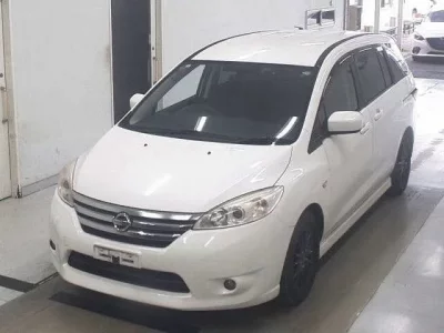 Nissan LAFESTA