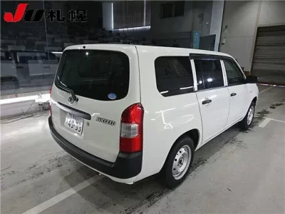 Toyota SUCCEED