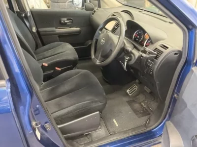 Nissan LAFESTA