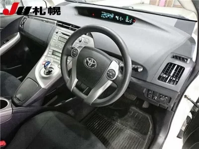 Toyota PRIUS PHV