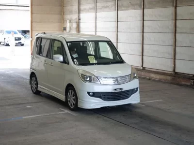 Mitsubishi DELICA D2
