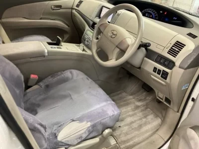 Toyota ESTIMA HYBRID