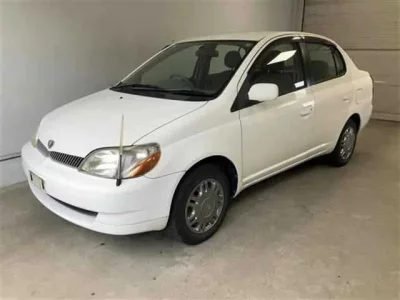 Toyota PLATZ