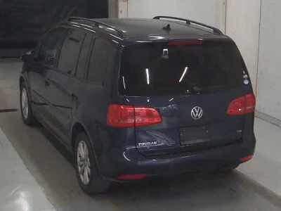 Volkswagen GOLF TOURAN