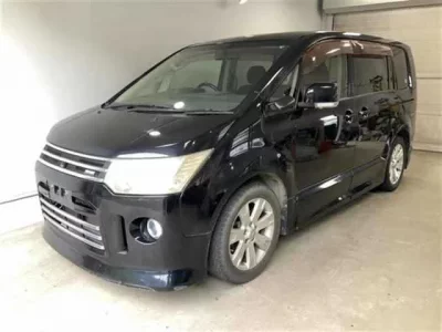 Mitsubishi DELICA D5