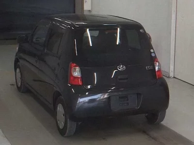 Daihatsu Esse