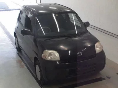 Daihatsu Esse