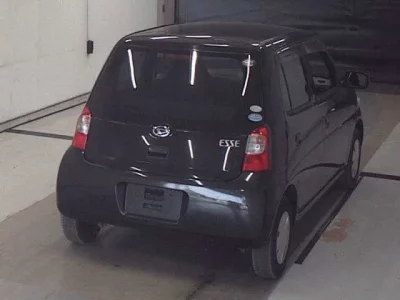 Daihatsu Esse