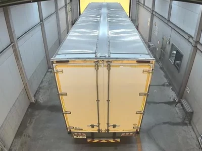 Isuzu TRUCK
