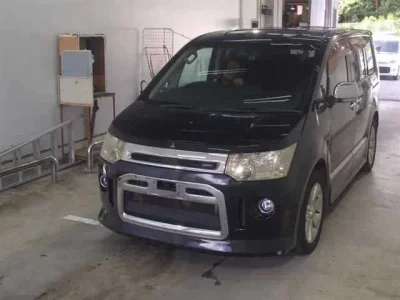 Mitsubishi DELICA D5