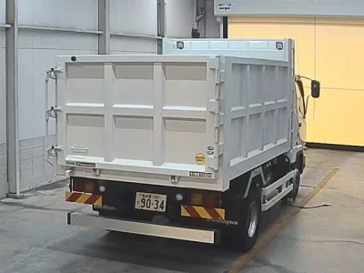 Mitsubishi FUSO FIGHTER