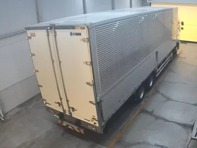 Hino TRUCK