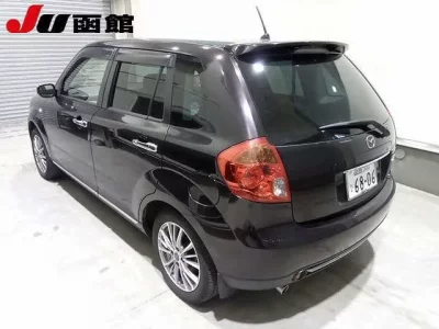 Mazda VERISA