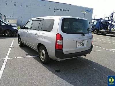 Toyota SUCCEED