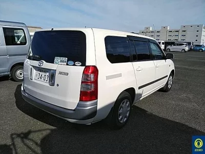 Toyota SUCCEED